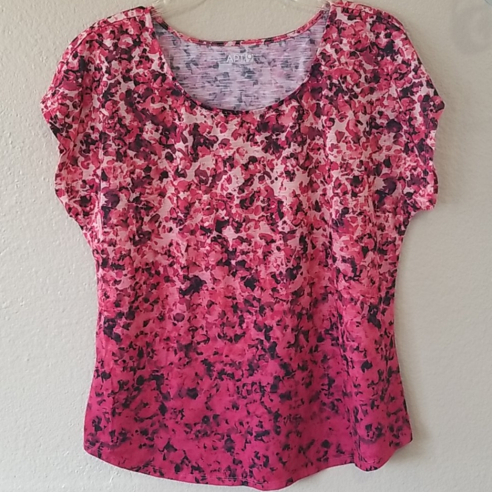 Apt 9 Top